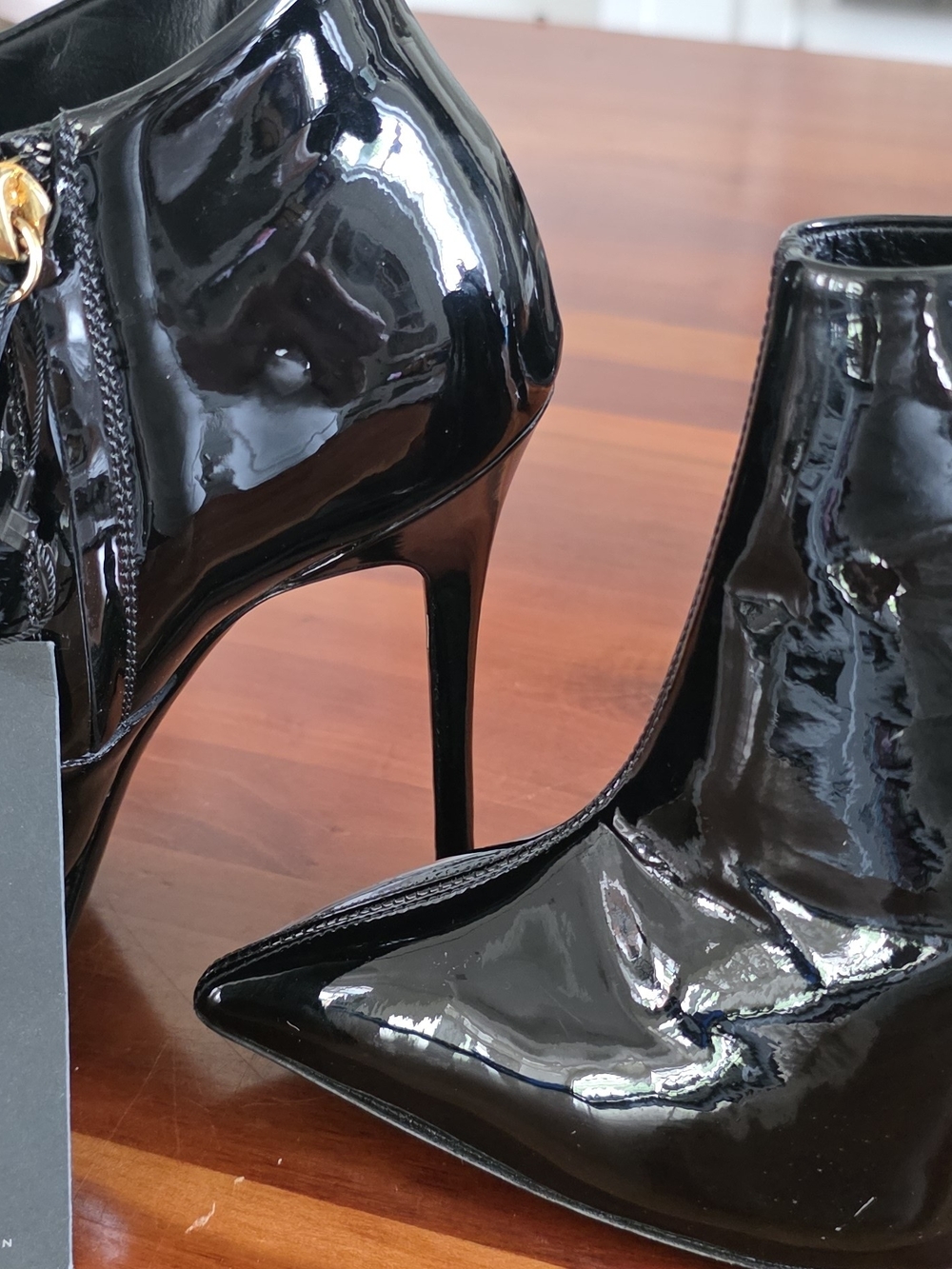 Guiseppe Zinotti Patent Black Pointed-Toe Stiletto Ankle Boots - Women Sz 38